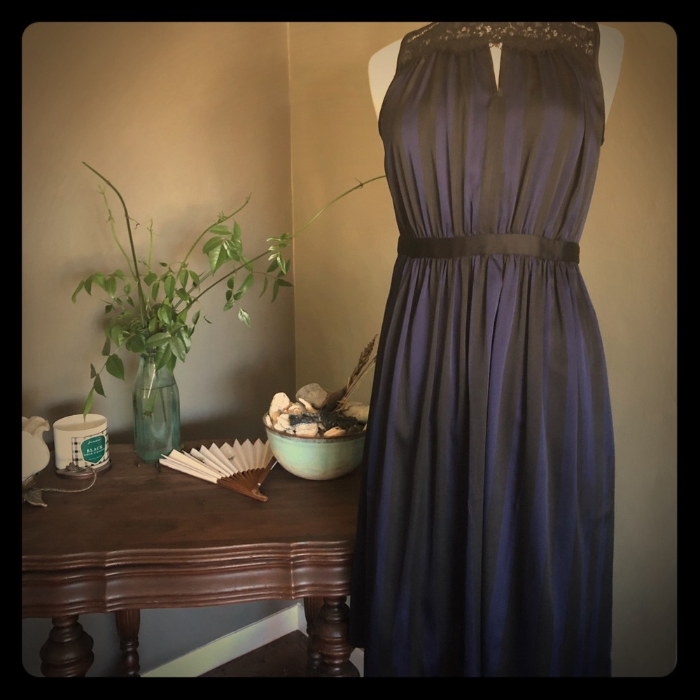 Beautiful Ann Taylor silk dress